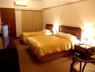 Sin Fu Business Hotel Taichung Dış mekan fotoğraf